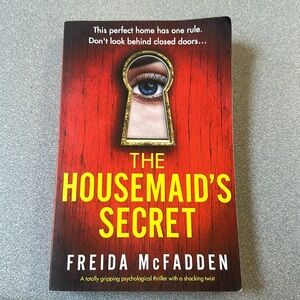 The Housemaids Secret (second book in housemaid series) by Freida McFadden